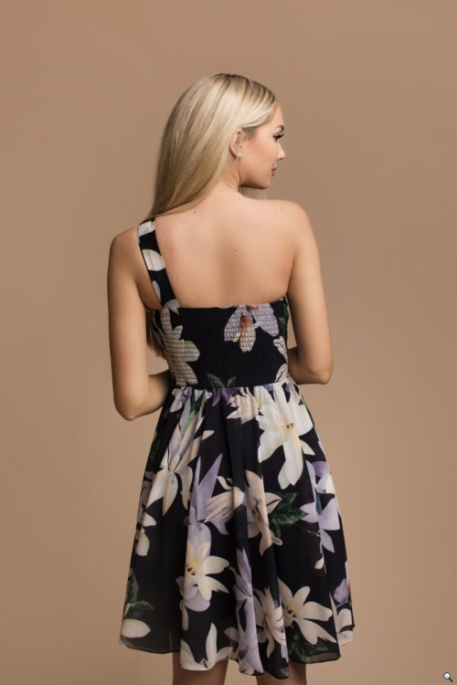 Krótka sukienka na jedno ramię w kwiaty ciemna JENNIFER 