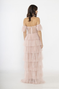  - Asymetryczna tiulowa sukienka z falban z dekoltem Carmen różowa DIVA