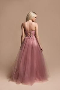 Sukienkowo - Długa tiulowa gorsetowa sukienka różowa CATIA