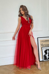  - Długa sukienka z dekoltem i tiulową spódnicą czerwona - PATRICIA