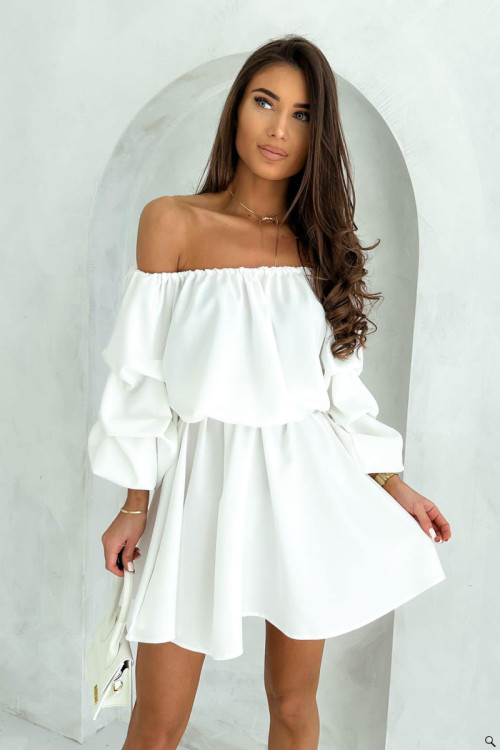 Prosta sukienka z paskiem hiszpanka z ozdobnymi rękawami biała - LIDIA