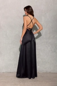 Sukienkowo - Długa sukienka z rozcięciem na nodze na ramiączkach czarna - SOFIA