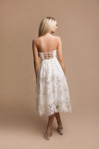  - Luksusowa sukienka gorsetowa z gipiury midi biała - VIVIEN